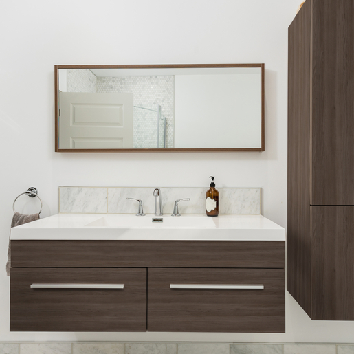 bathroom bathroom